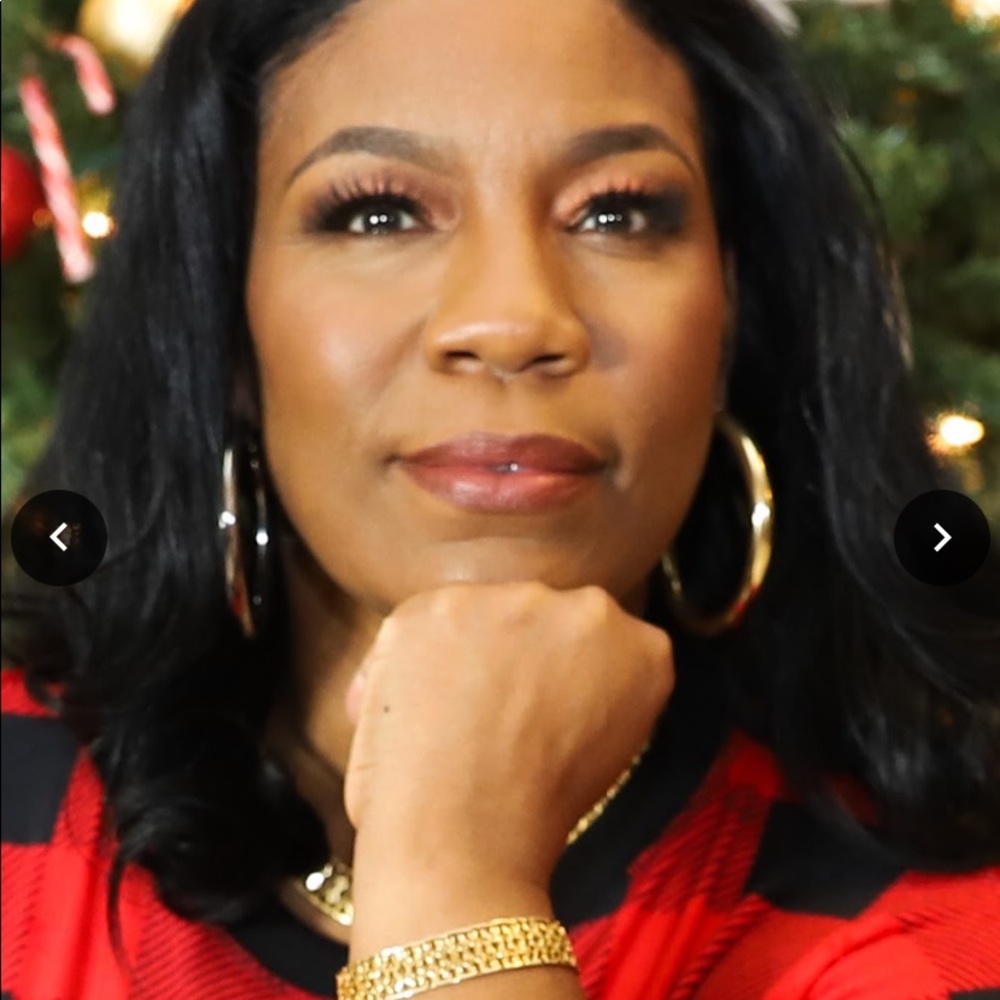 Meet your Posher, Shelena